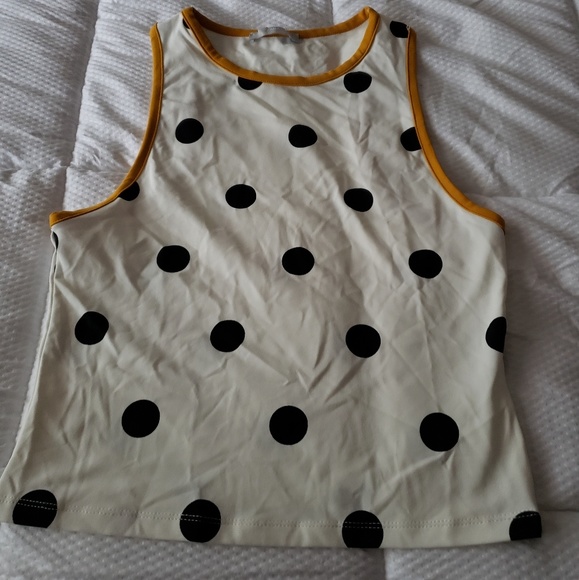 Zara Tops - NEW ZARA WITHOUT TAG CROP TOP SIZE S